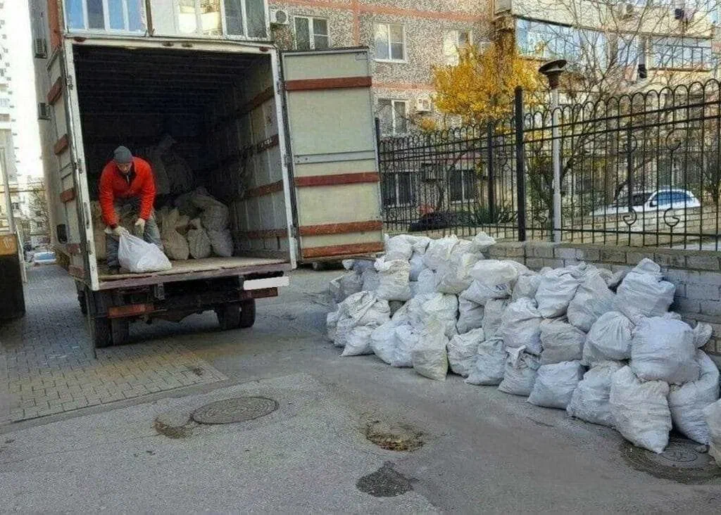 Вывоз мусора после переезда в Липецке в октябре