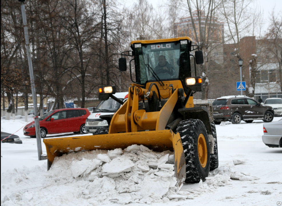 Аренда трактора для уборки снега в Липецке от ПроМусор – цена от 1039 руб., быстро и недорого