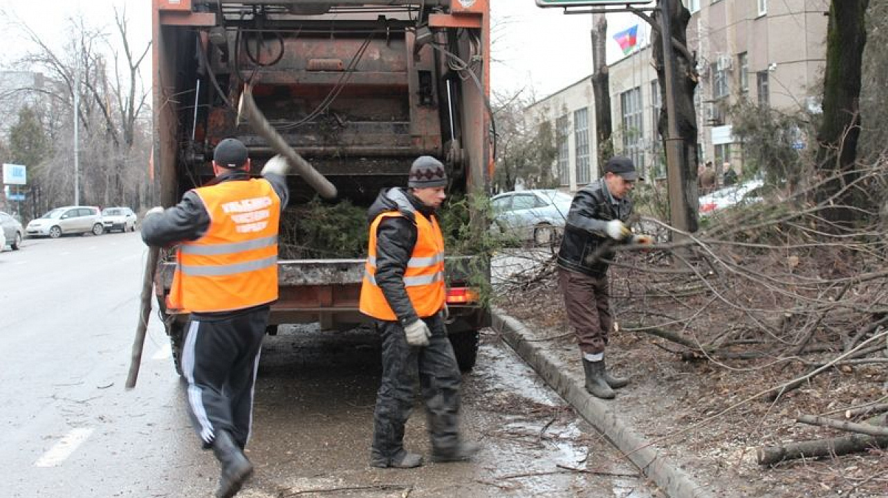 Уборка после стихийного бедствия в Липецке от 2962 руб